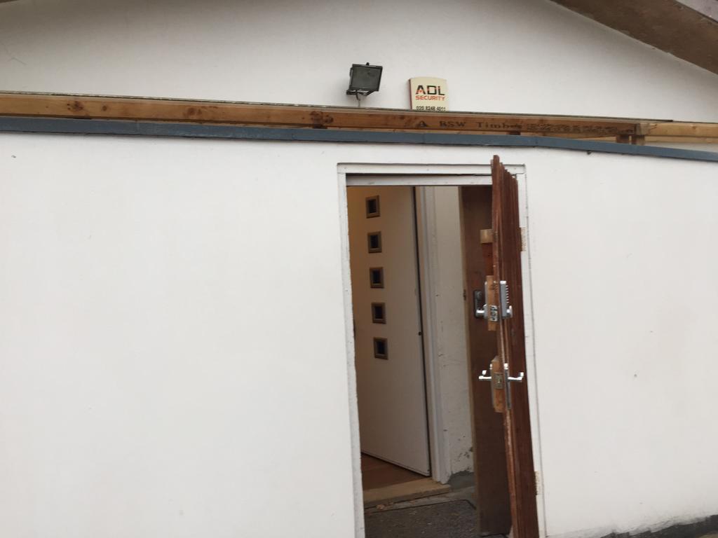 The Bungalow Лондон Екстер'єр фото