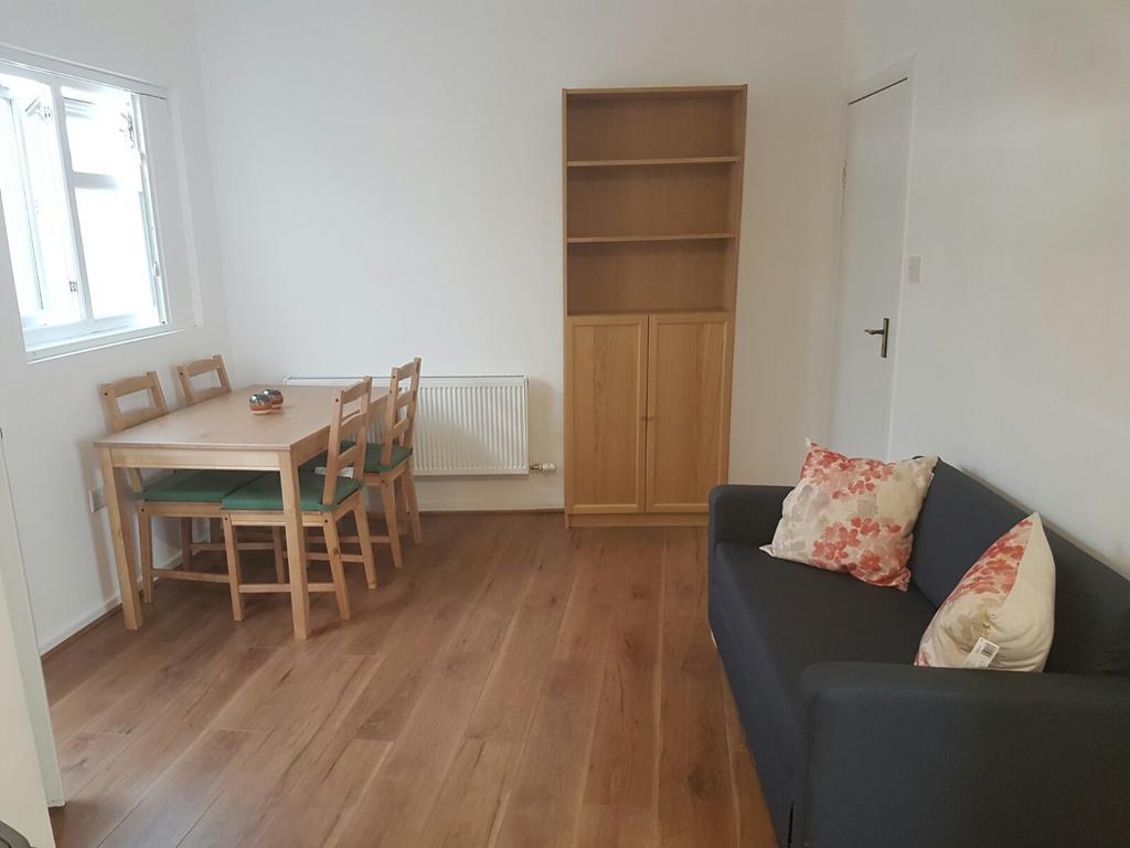 The Bungalow Лондон Екстер'єр фото